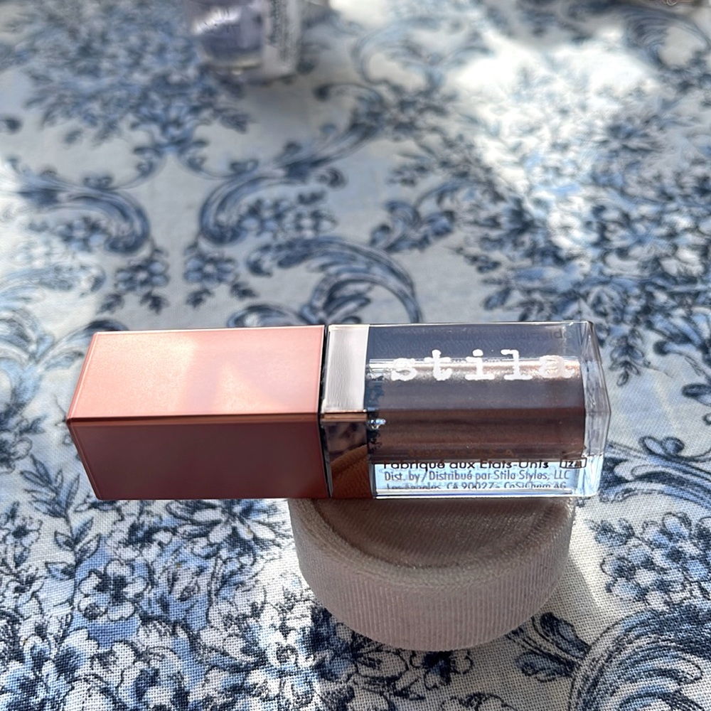 STILA Shimmer and Glow Grace